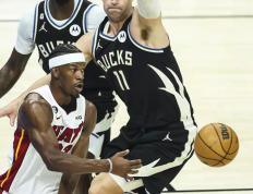 乐动体育-包含Ming连续十五场比赛得分超过突破纪录，雄鹿挑战极限！的词条