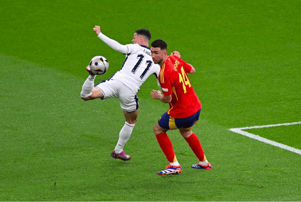 乐动体育-巴塞罗那带队取胜!,凯恩重要时刻夺冠上演精彩一战(为什么巴塞罗那)