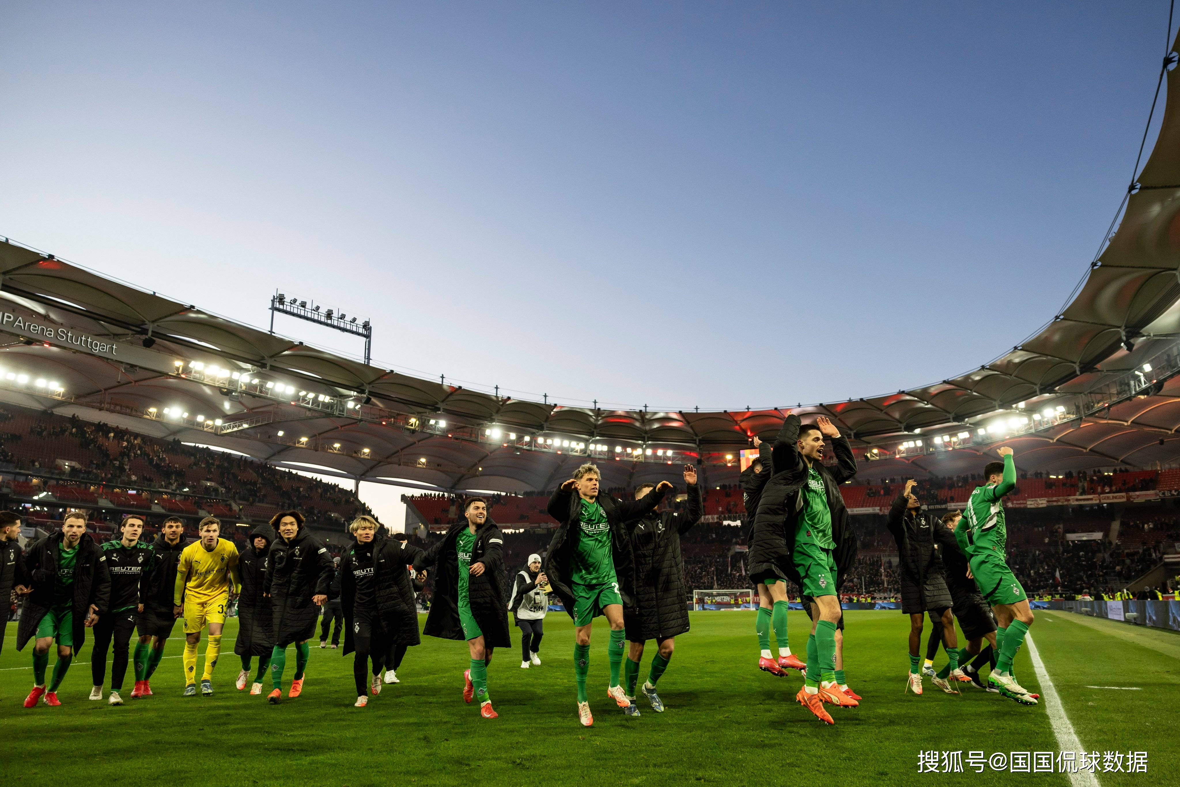 LDSPORTS-摩纳哥发布备战花絮，集结日止住颓势，德甲任务艰巨，资深球员宣示担当(欧冠摩纳哥与本菲卡最新比分预测)